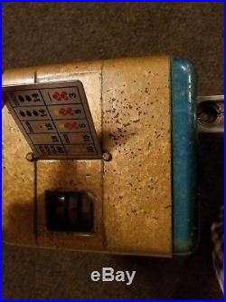 1930's-40's Mills Vest Pocket 5 cent Slot Machine