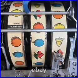 1930's Jennings Silver Chief 5 Cent Slot Machine Restored and Spins