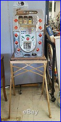 1930's Mills Novelty Co. Chigaco U. S. A. 5 cent Slot Machine All Original withStand