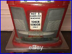 1930s/40s Antique Slot / Token MACHINE