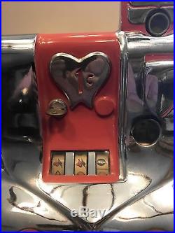 1934/47 Antique MILLS SWEET HEART 1cent 3 REEL QT SLOT MACHINE WITH GUM VENDER