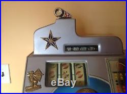 1935 Jennings One Star Chief Slot Machine with side mint Vendor