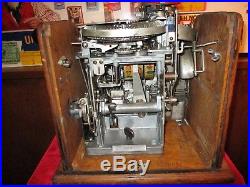 1937 Columbia Groetchen Antique Slot Machine