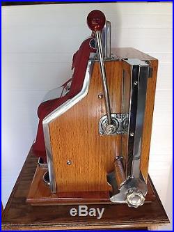 1937 MILLS 10c QT SLOT MACHINE & VENDER
