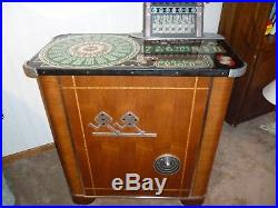 1939 Evans Galloping Dominoes Console Slot Machine Complete Rare and Beautiful