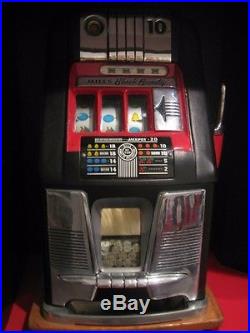 1940 Mills Beauty Slot Machine