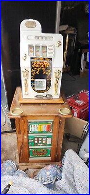 1940'S Slot Machine Golden Nugget 25 Cent