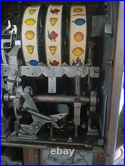 1940's Mills Slot Machine 25 Cent Machine Works As Designed