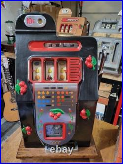 1940s 10 Cent Mills Black Cherry Slot Machine