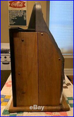 1940s Mills Chrome Bell / Diamond Front 5c Antique Slot Machine, Plays Great