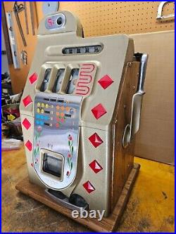 1941 Mills Antique 5c Diamond Front Slot Machine