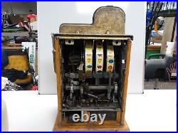 1946 10 Cent GOLDEN FALLS Club Console Slot Machine