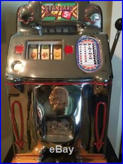 1946 Jennings Slot Machine
