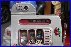 1946 Mills Novelty Co 25c Cherry Bell Vintage 3 reel Slot Machine