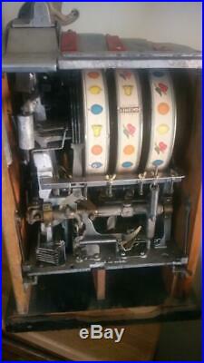 1946 Pace Antique Slot Machine