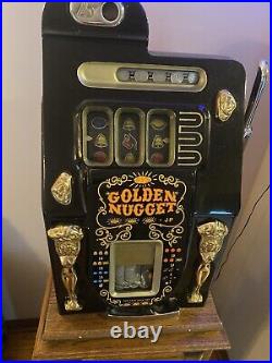 1947 GOLDEN NUGGET SLOT MACHINE With KEY