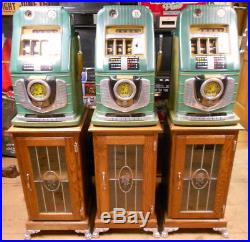 1947 MILLS HI-TOP TOKEN BELL 5c-10c-25c SLOT MACHINES WITH STANDS