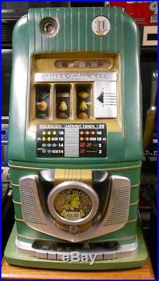 1947 MILLS HI-TOP TOKEN BELL 5c-10c-25c SLOT MACHINES WITH STANDS