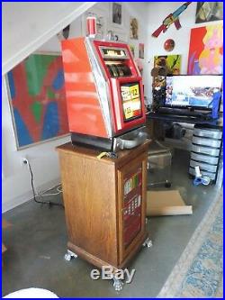 1960's Mills Nickel Slot Machine With Lit Interior Sold As Is Semi Working