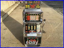 1969 Bally 831H 25c EM Slot Machine, Manual & Keys, Works/Needs Service