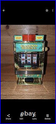 1994 Casino Royal slot machine