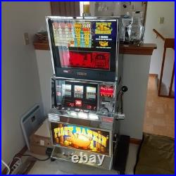2000 Piggy Bankin' Banking Slot Machine by Williams / WMS Working Bill Acceptor
