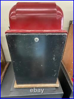 50c Antique Mills Vintage slot machine