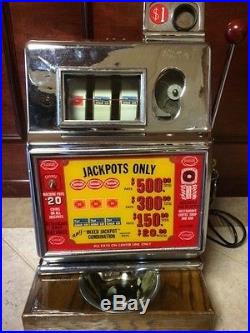 Antique $1 Slot Machine From The World Famous Harolds Club