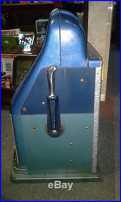 ANTIQUE 1947 MILLS BLUE BELL CRISS CROSS HI TOP NICKEL SLOT MACHINE