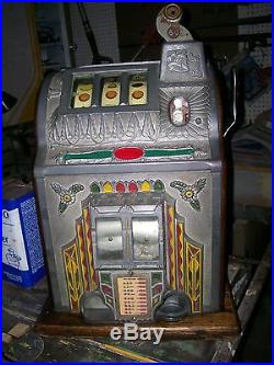 ANTIQUE MILLS SLOT MACHINE