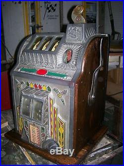 ANTIQUE MILLS SLOT MACHINE