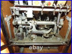Antique 1930's Pace Manufacturing Co. Kitty 5 Cent Slot Machine