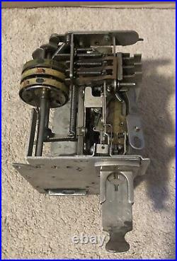 Antique 1933 Mills Vest Pocket Nickel Slot Machine & Key