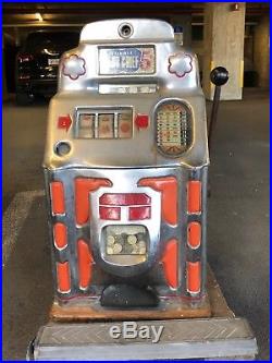 Antique 1940's Jennings Club Chief Nickel Slot Machine As Is