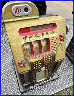 Antique 1940's Mills Golden Falls 10 Cent Gold Slot Machine