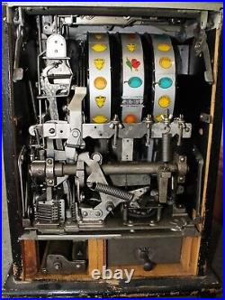 Antique 1940s MILLS CHERRY FRONT 25 Cent 3 Reel Coin Op SLOT MACHINE -WORKS