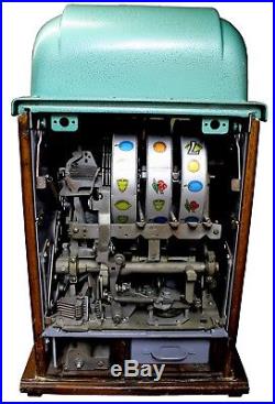 Antique 1947 Special Award 777 Mills 25 Cent Slot Machine