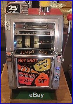Antique 25 Cents MILLS Slot Machine Bell-O-Matic 777 Jackpot Hot Shot 1963