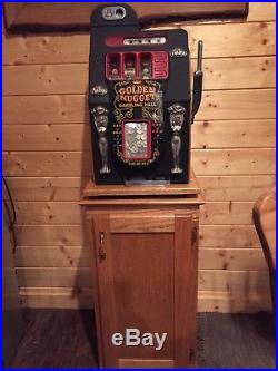 Antique 25 cent slot machine