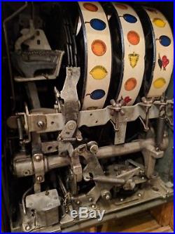 Antique Cast Iron Nickel Slot Machine Mills Novelty Co. Works