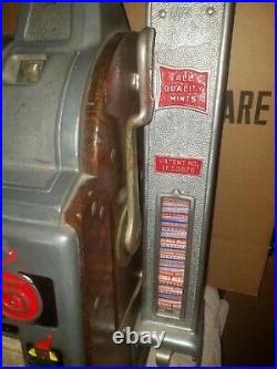 Antique Jennings 5 Cent Coin Op Slot Machine Mint Vendor Beautiful Machine