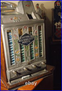 Antique Jennings 5 Cent Quality Mint slot machine 4 column 1930