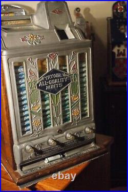 Antique Jennings 5 Cent Quality Mint slot machine 4 column 1930