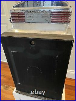 Antique Jennings 5 Cent Standard Chief Slot Machine