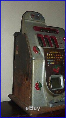 Antique Mills 10 Cent Black Cherry Slot Machine