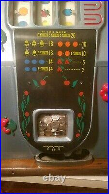 Antique Mills 5 Cent Black Cherry Coin Op Slot Machine With Jackpot Beautiful