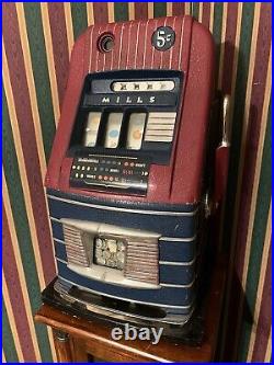 Antique Mills 5 Cent Slot Machine (Pick Up)