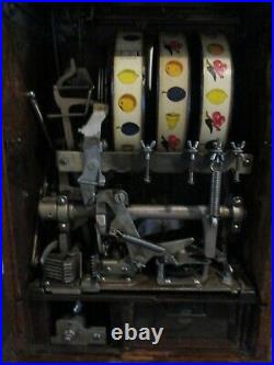 Antique Mills Novelty Company Rare Nickel Slot Machine, Working condition