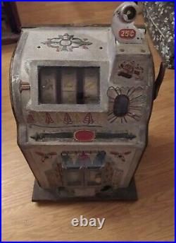 Antique Mills Operator Bell 25 Cent Slot Machine with front jackpot