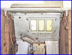 Antique Mills War Eagle 5 Cent Slot Machine Case Front and Bottom